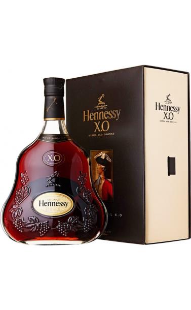 hennessy_xo_20_let_v_podarochnoj_upakovke.jpg