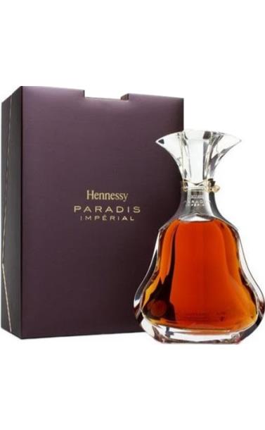 hennessy_paradis_imperial_30_let_v_podarochnoj_upakovke.jpg