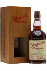 glenfarclas_family_casks_1966_god_50_let_v_podarochnoj_upakovke.jpg