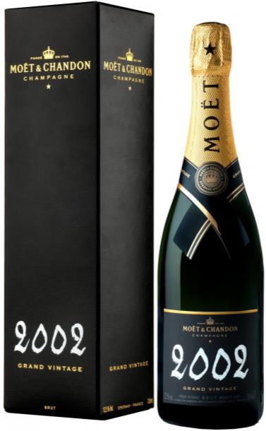 moet_chandon_grand_vintage_2002_god_v_derevyannoj_korobke.jpg