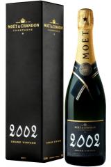 moet_chandon_grand_vintage_2002_god_v_derevyannoj_korobke.jpg