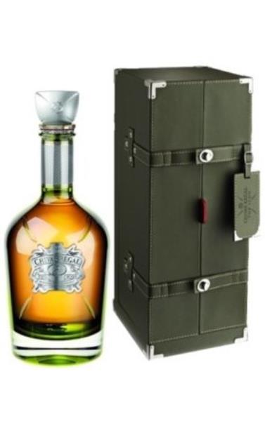 chivas_regal_the_icon_v_podarochnoj_upakovke.jpg