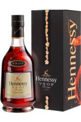 hennessy_vsop_privilege_6_let_v_podarochnoj_upakovke.jpg