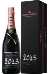 moet_chandon_grand_vintage_rose_2013_god_v_podarochnoj_upakovke.jpg