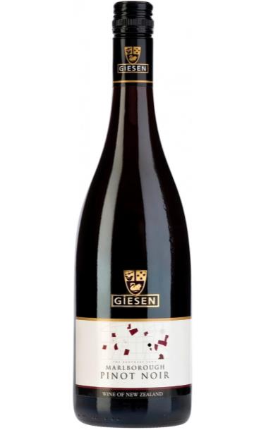 giesen_pinot_noir_2018_god.jpg