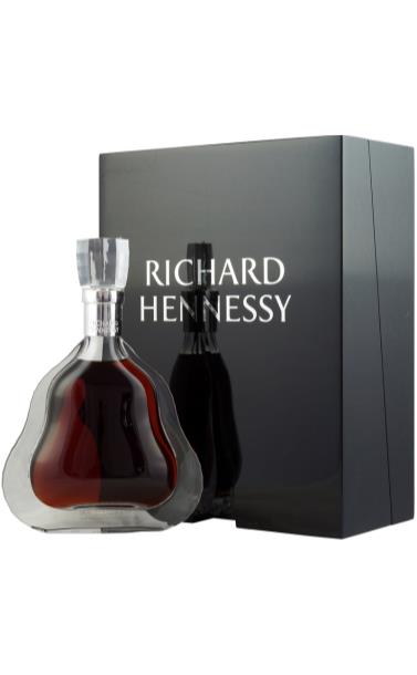 hennessy_richard_200_let_v_podarochnoj_upakovke.jpg