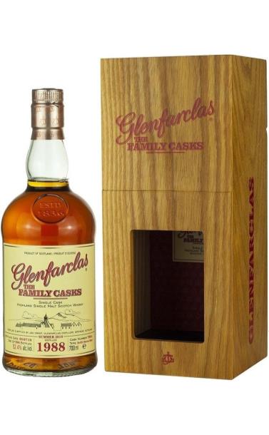 glenfarclas_family_casks_1988_god_29_let_v_derevyannoj_korobke.jpg