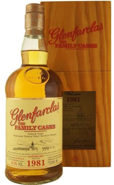 glenfarclas_family_casks_1981_god_30_let_v_derevyannoj_korobke.jpg