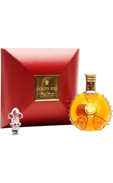 remy_martin_louis_xiii_100_let_v_podarochnoj_upakovke.jpg