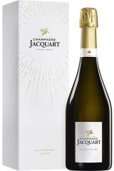 champagne_jacquart_blanc_de_blancs_2015_god_v_podarochnoj_upakovke.jpg