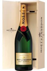 moet_chandon_imperial_v_derevyannoj_korobke.jpg