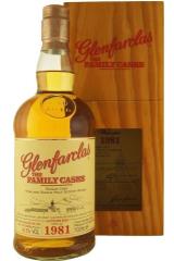 glenfarclas_family_casks_1981_god_30_let_v_derevyannoj_korobke.jpg