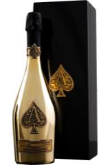 armand_de_brignac_v_derevyannoj_korobke.jpg