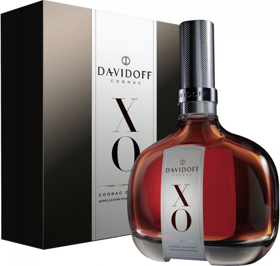 Cognac xo. Коньяк Давидофф Хо 0.7. Davidoff XO 0.7L. Коньяк Davidoff XO. Коньяк Hine XO.